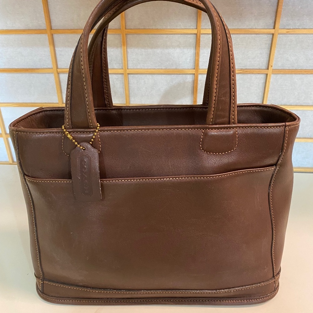 COACH Vintage Bleecker Brown Leather Handbag. In excellent condition!